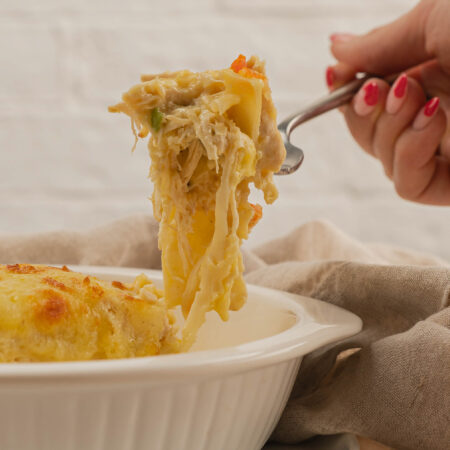 Lasaña de pollo en salsa blanca